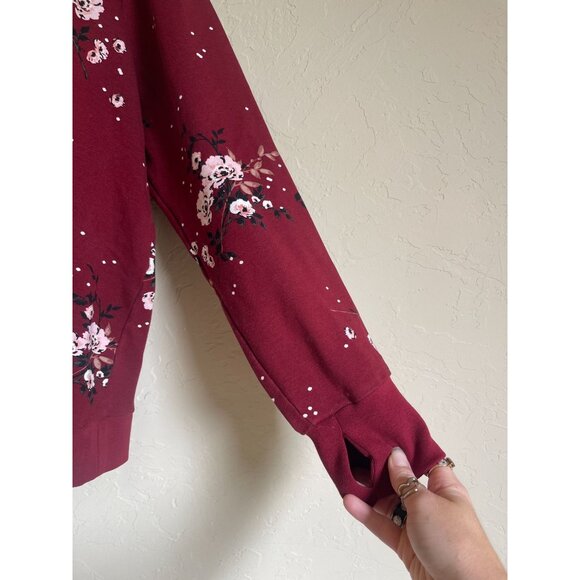 TORRID 2X Red Floral Crewneck Ponte  Sweatshirt Long Sleeve Cropped - Picture 10 of 12